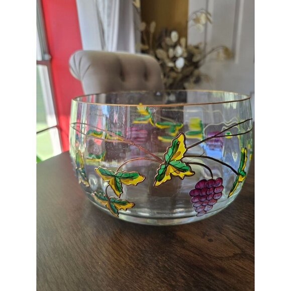 Hand-Painted Clear Glass Bowl With Grapes & Leaves Design - Picture 8 of 16